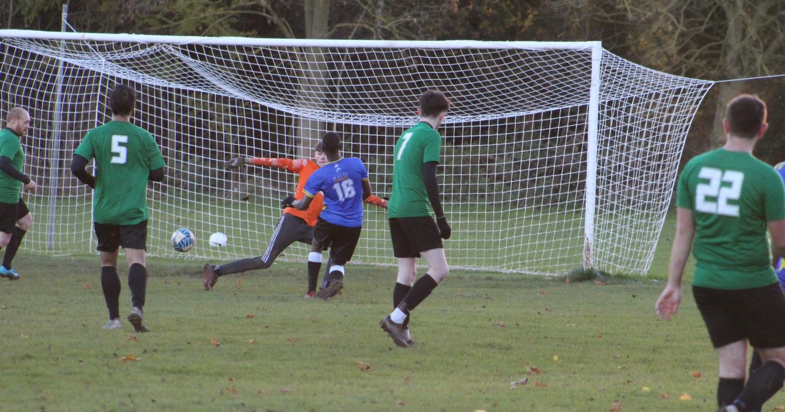 Sutton Bonington FC Reserves playing against  100 Percent FC